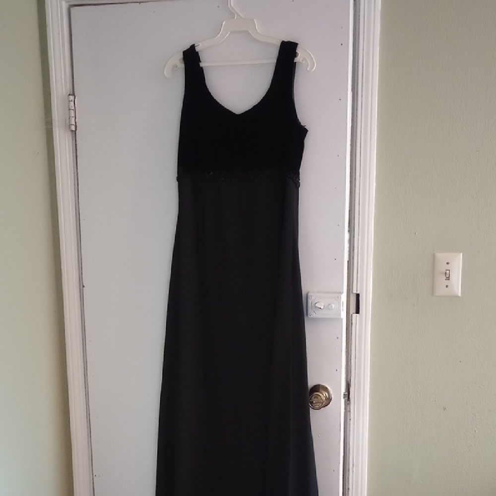 Michaelangelo Black Sheath Maxi Dress V-Neck Sleeveless